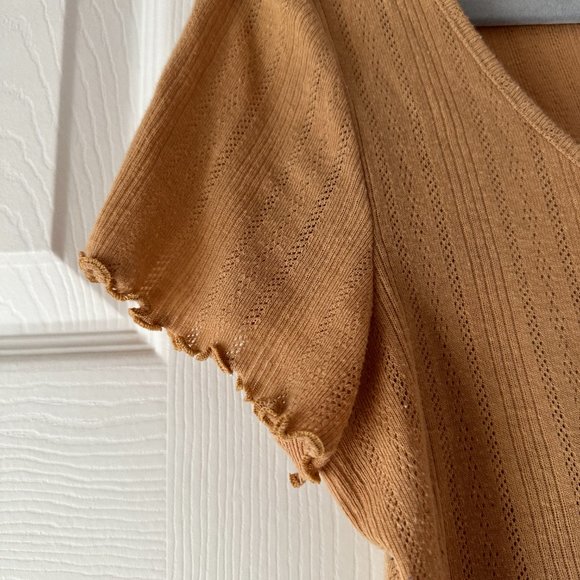 Short sleeve shirt lettuce leaf sleeves - Picture 2 of 9